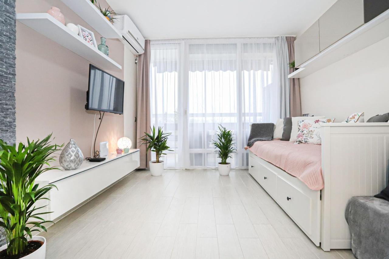 Silver Lodge Ezuestpart Apartman 시오포크 외부 사진